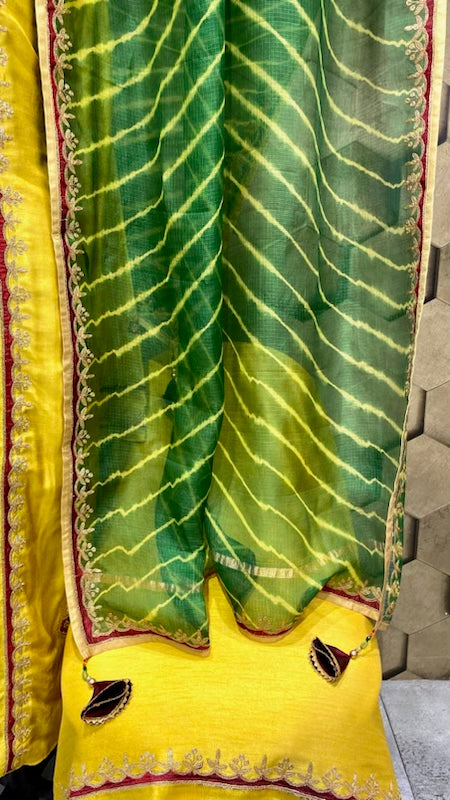 Elegant and beautiful combo in vegan silk