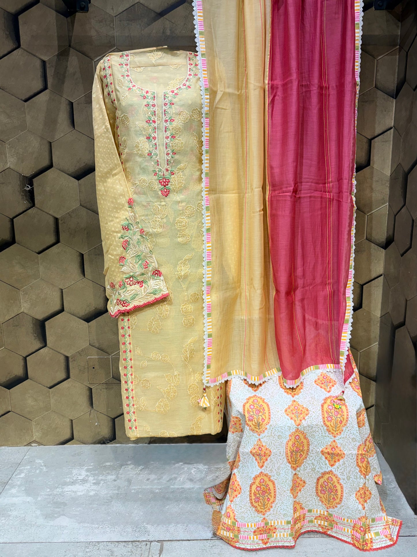 Mul Chanderi Weave Suit Set
