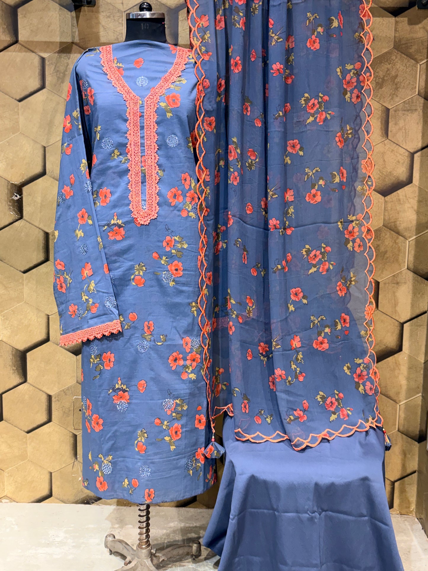 Pure Cotton outfit with Chiffon Dupatta