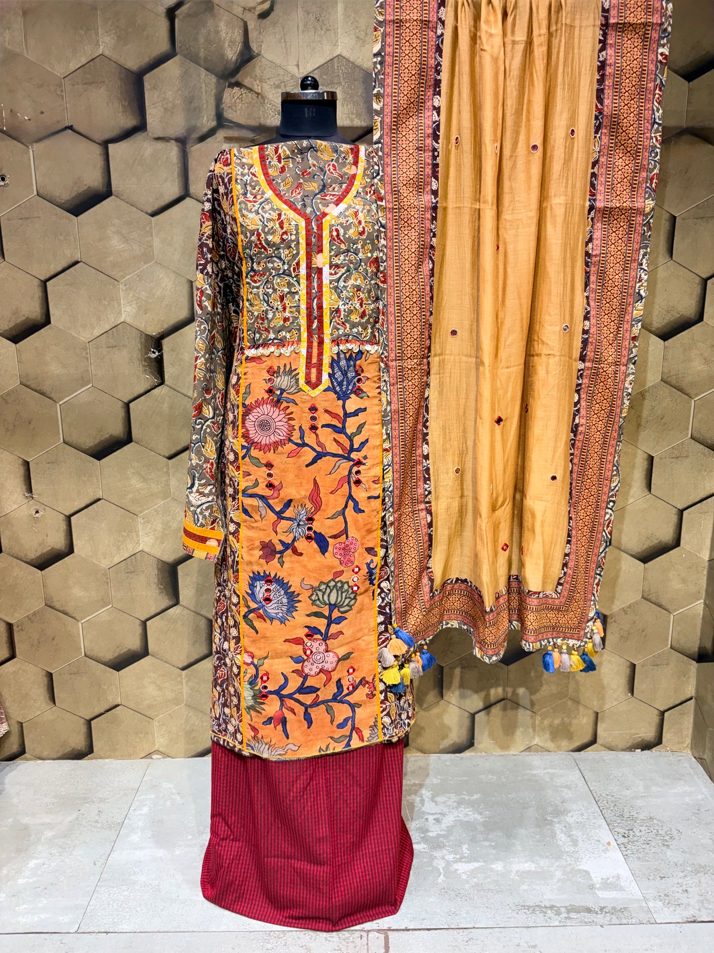 Premium Pure cotton with authentic Kalamkari block print