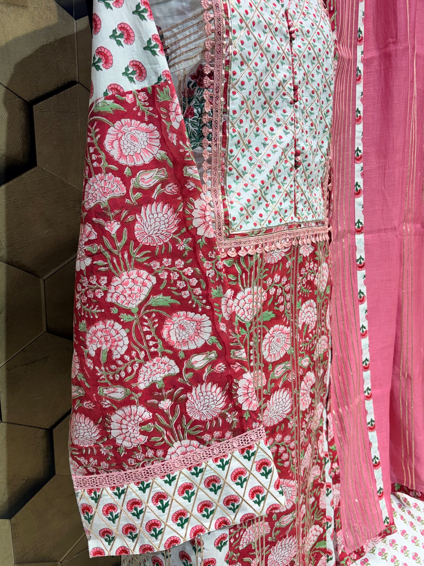 Masterpiece of Handcrafted Elegance in Pure Cotton