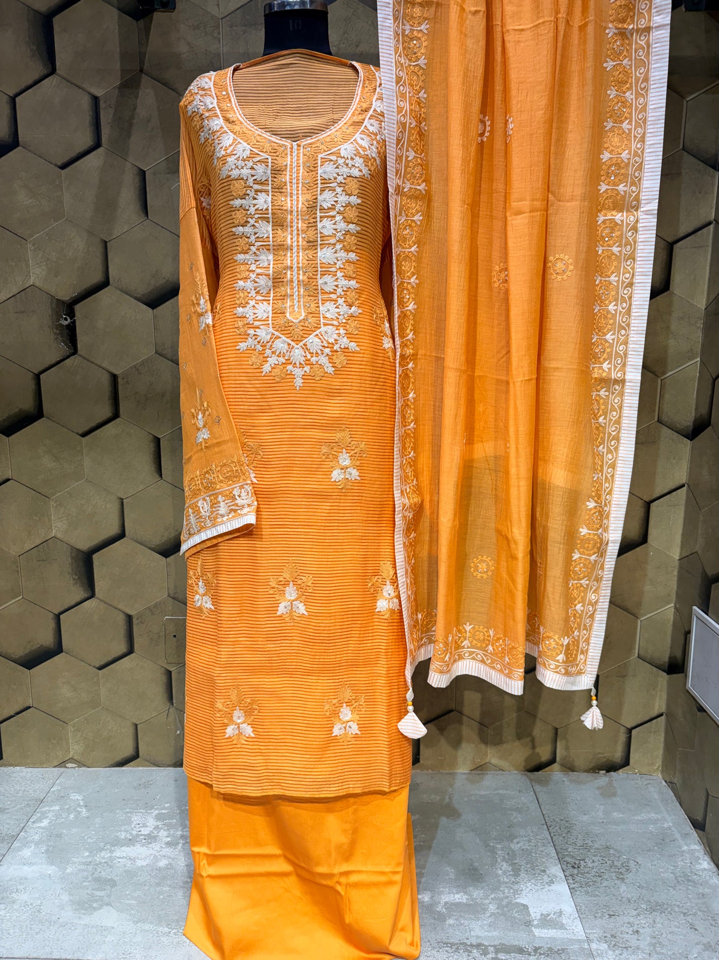 Elegant Mul Chanderi outfit with Thread embroidery