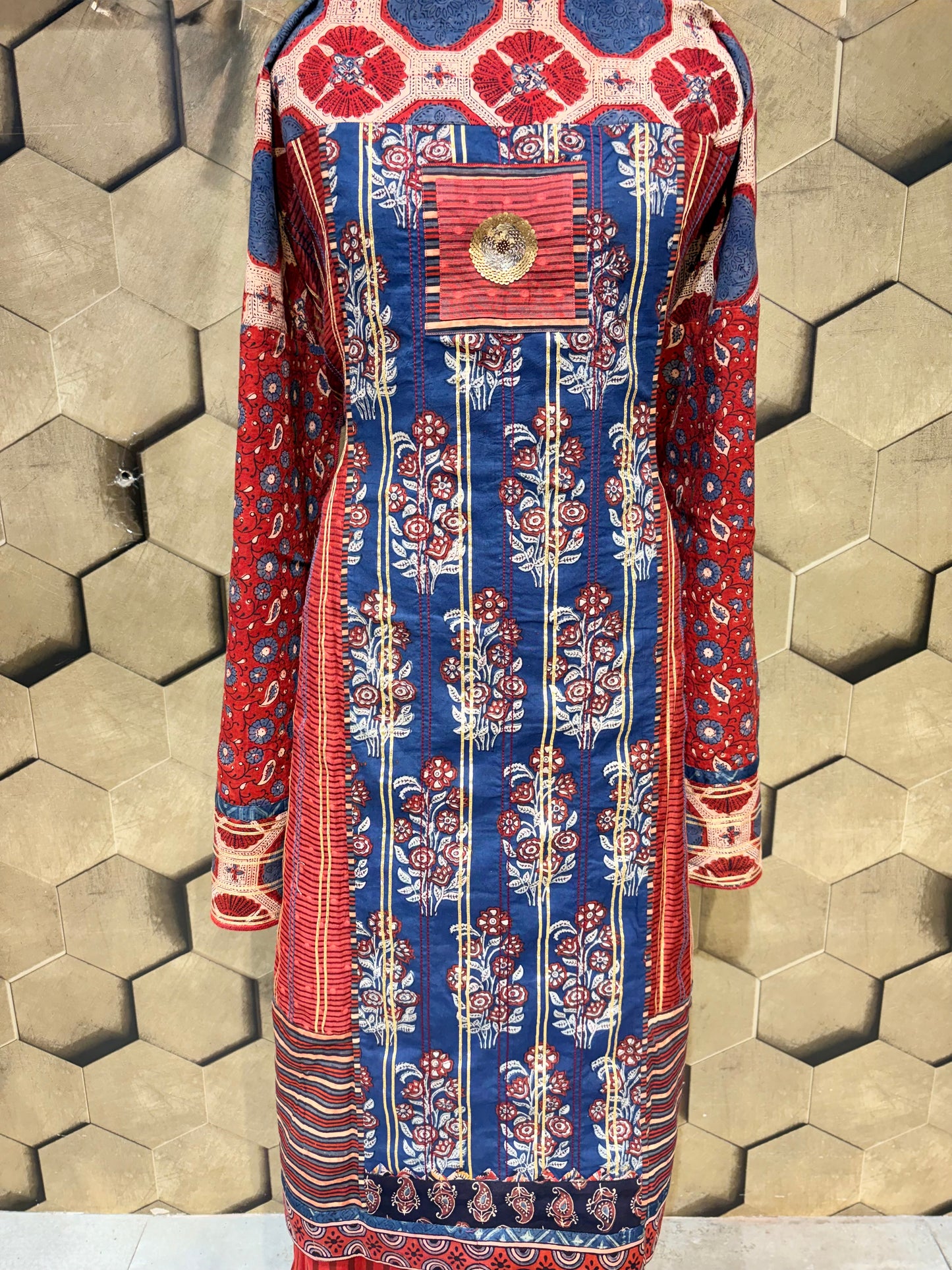 A timeless handcrafted masterpiece in Pure Cotton and Mul Chanderi