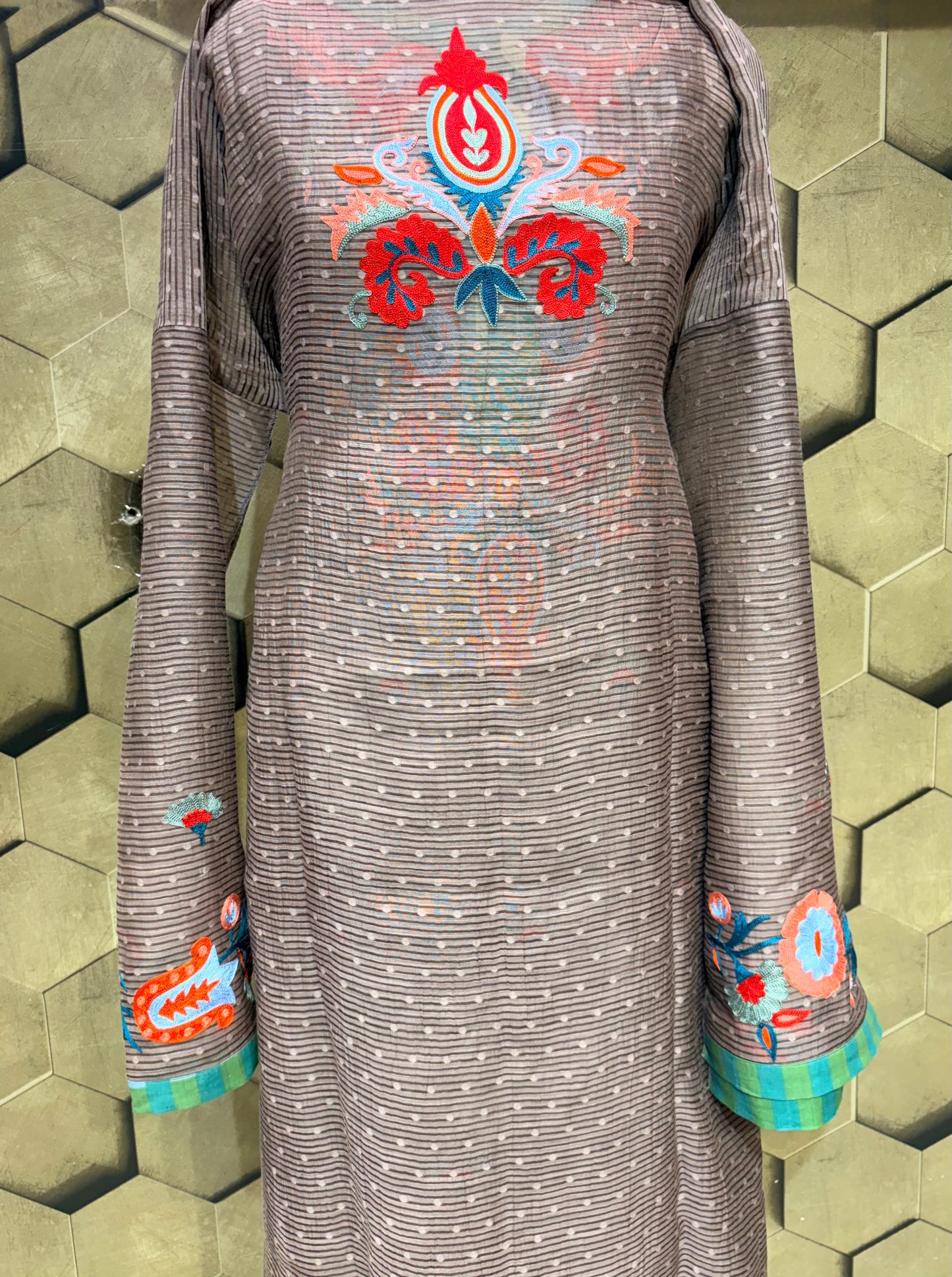 A graceful Mouse shade outfit in Mul Chanderi