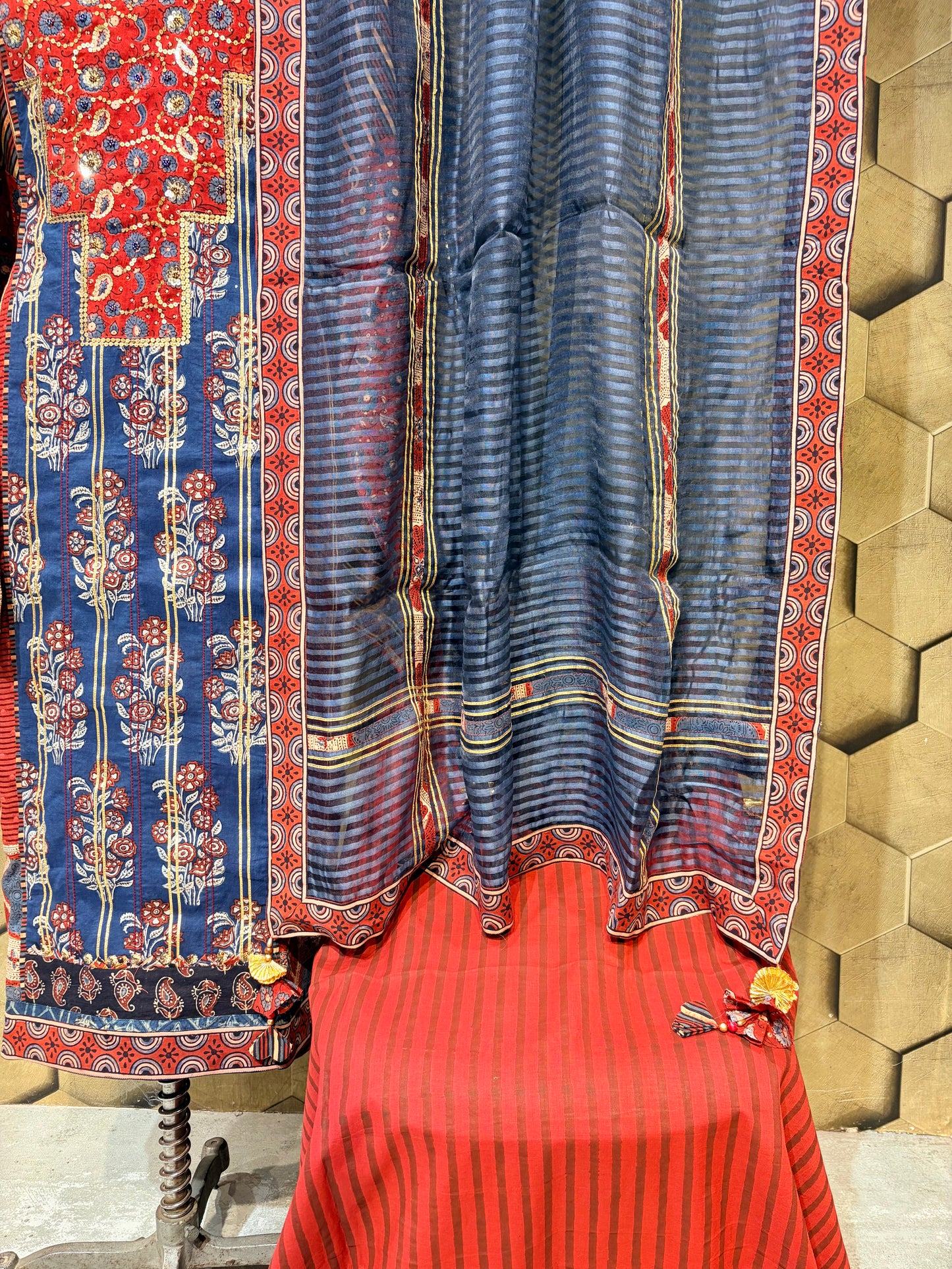 A timeless handcrafted masterpiece in Pure Cotton and Mul Chanderi