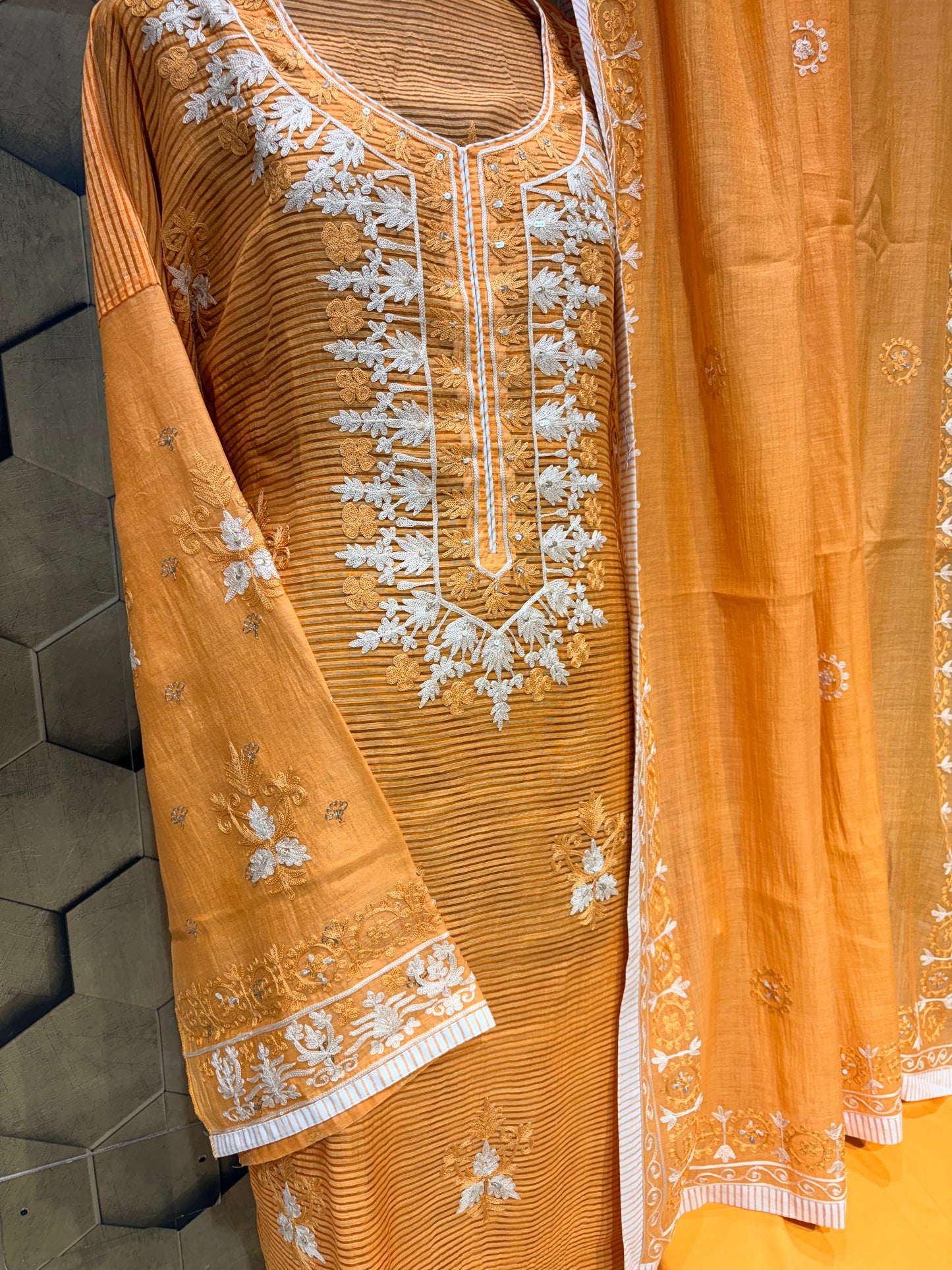Elegant Mul Chanderi outfit with Thread embroidery