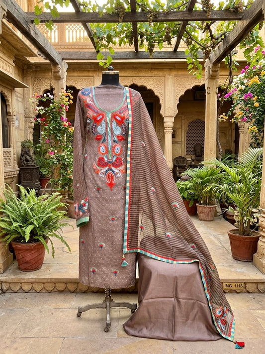 A graceful Mouse shade outfit in Mul Chanderi