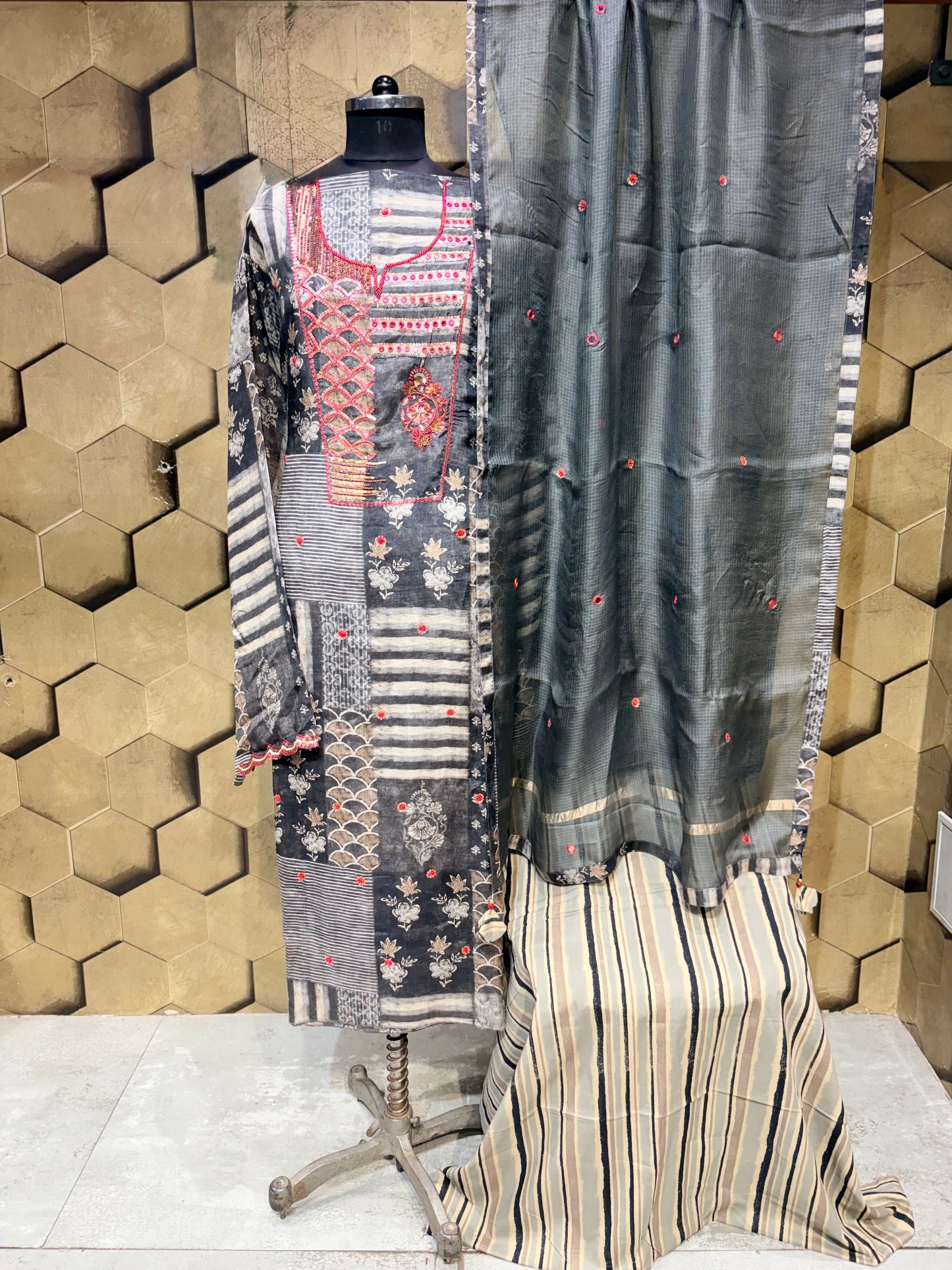 Understated Luxury in Muslin