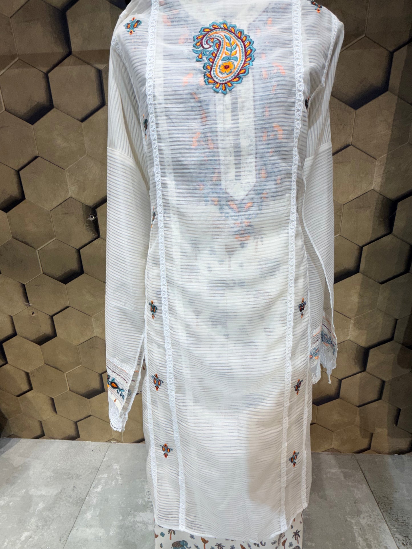Exclusive Soft Chanderi outfit