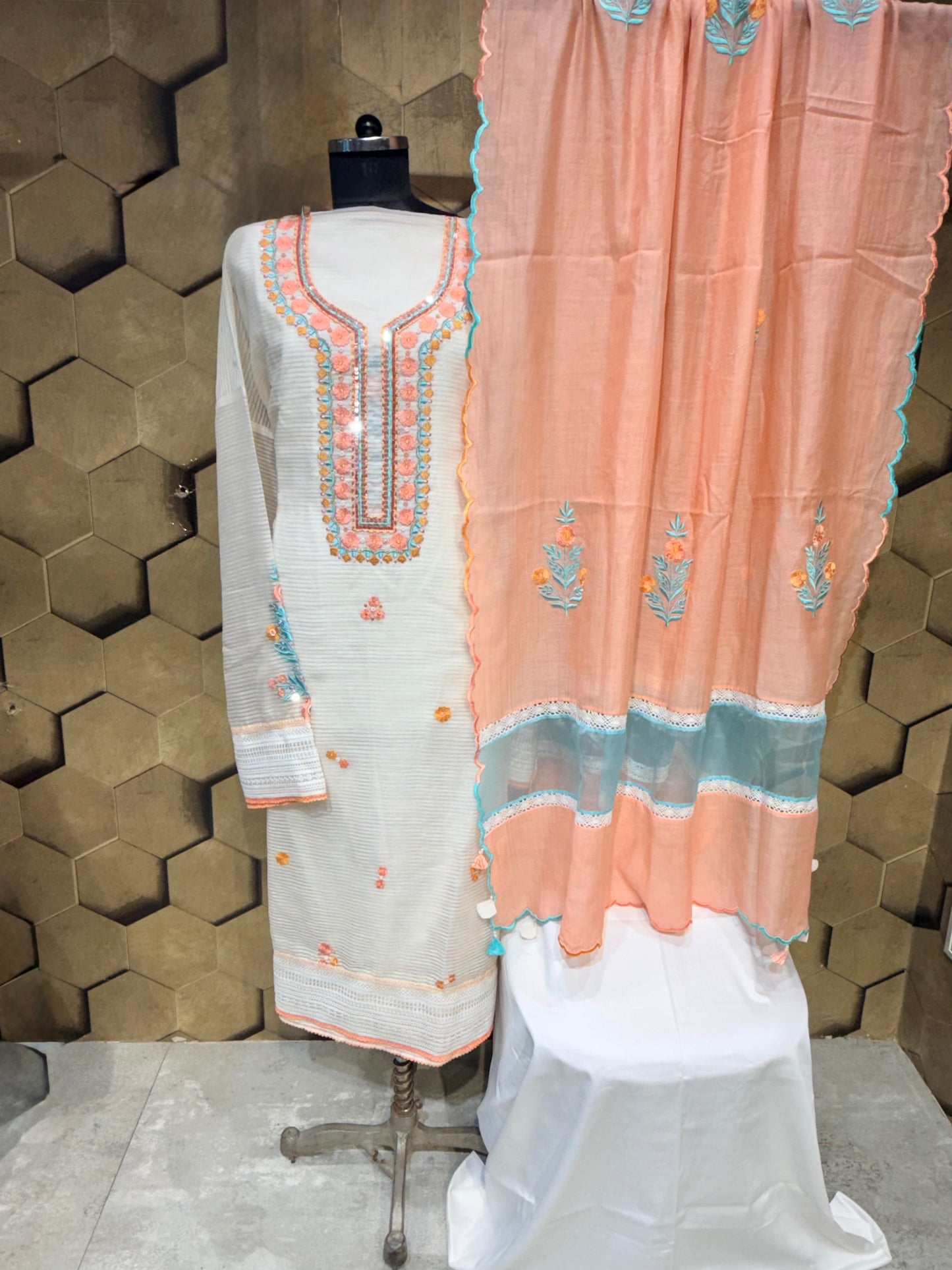 Elegant Mul Chanderi in a timeless off-white shade