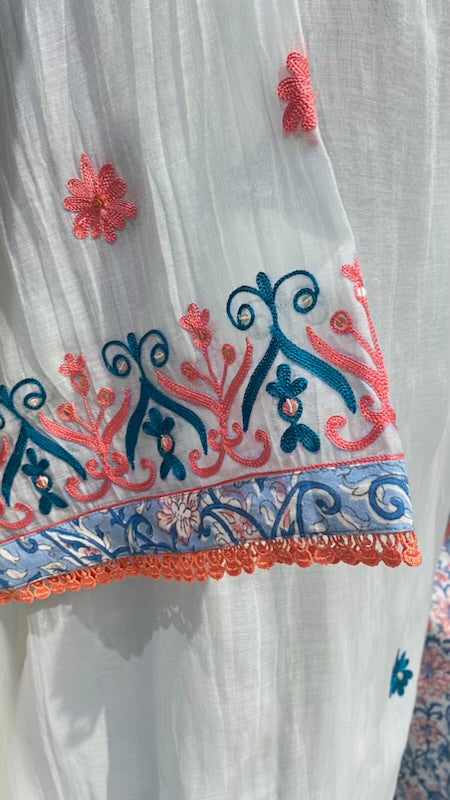 Mul Chanderi with aari embroidery