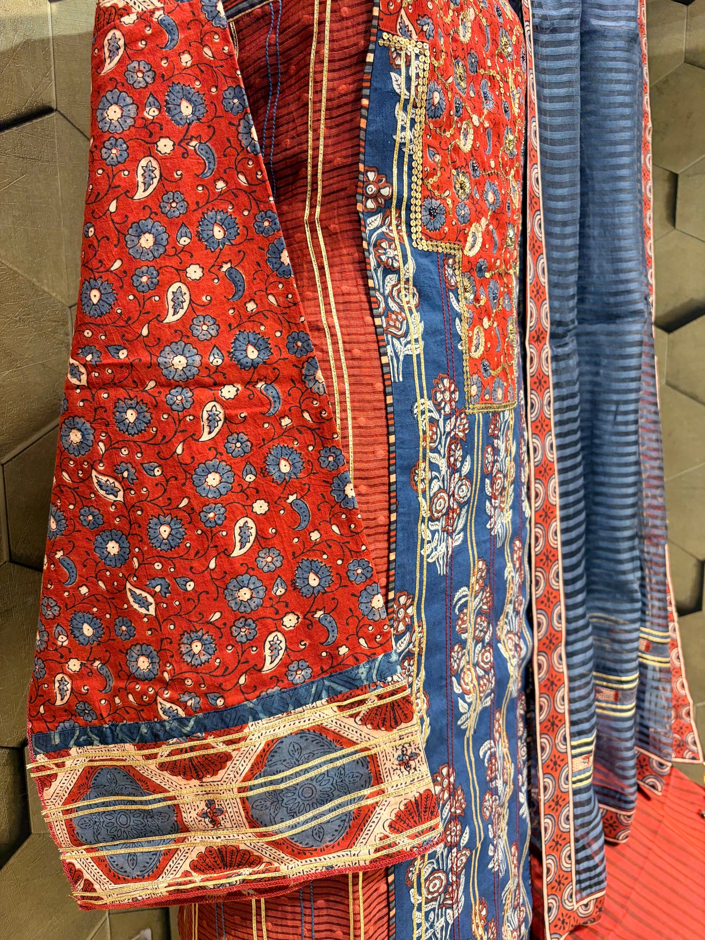 A timeless handcrafted masterpiece in Pure Cotton and Mul Chanderi