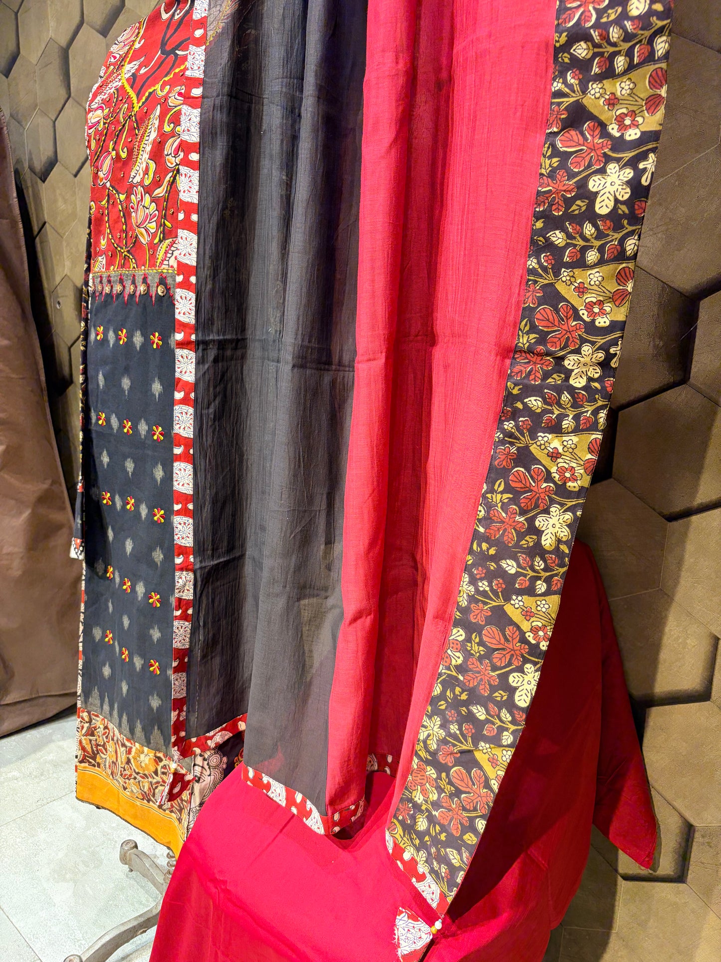 Elegant pure cotton suit set featuring a striking centre panel in pure Ikkat with hand-block Kalamkari