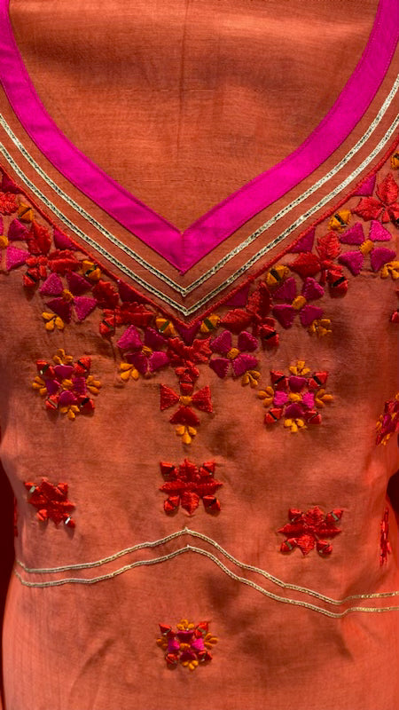 Mul Chanderi with bandhani dupatta