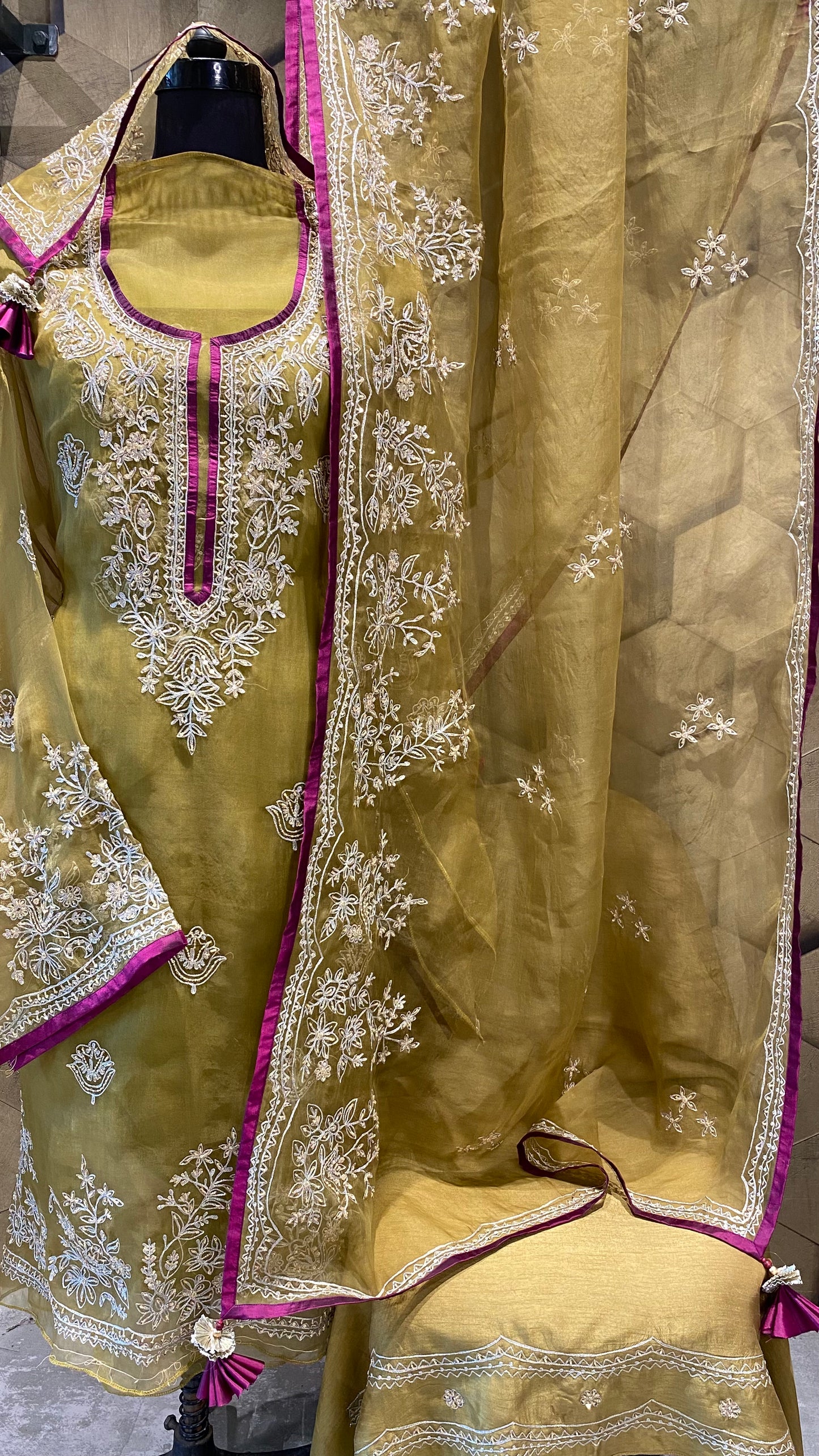 Pure organza mehndi outfit